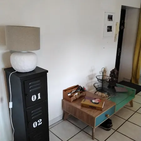 Les Toitures De Bed & Breakfast Nîmes